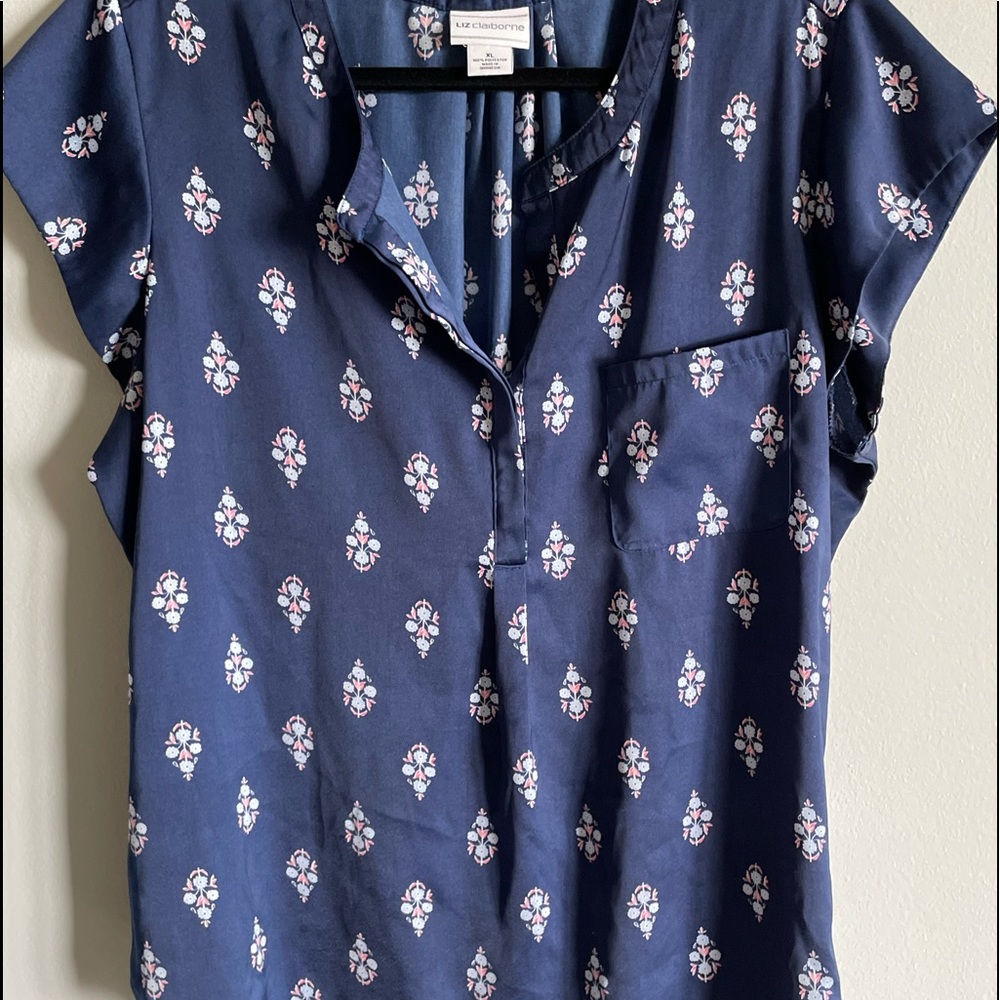Liz Claiborne XL navy blue with flowers blouse